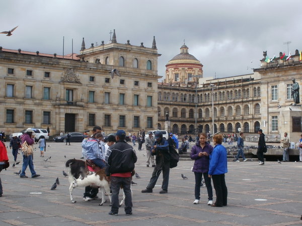 Plaza Bolivar, Bogotá