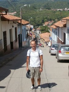 Me, the steep mountainside streets of San Gil