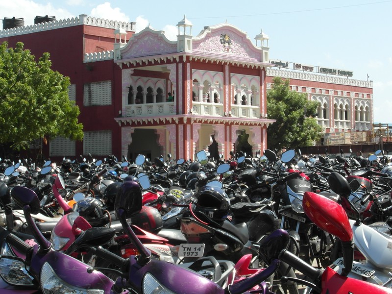 Motorbikes, Chennai Egmore Train Station