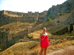 Me in front of the Acrocorinth (castle)