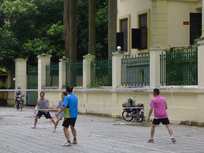 Lots of badminton on the streets