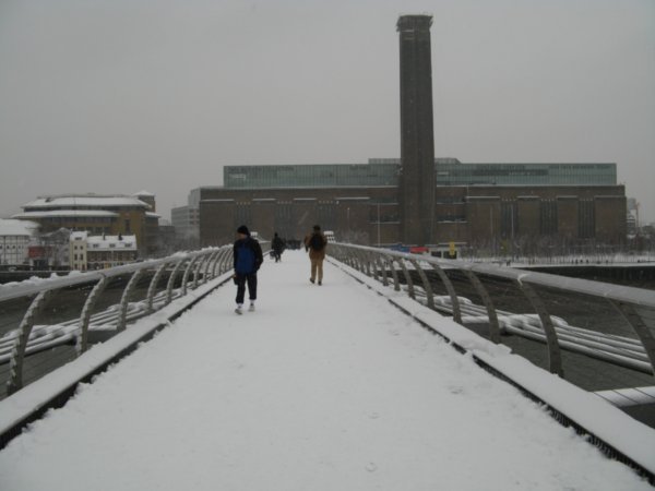 Tate Modern from the Millennium Bridge