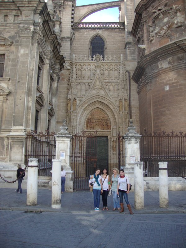Outside the Catedral de Sevilla