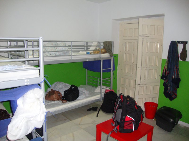 Hostel room! Bunkbeds!!