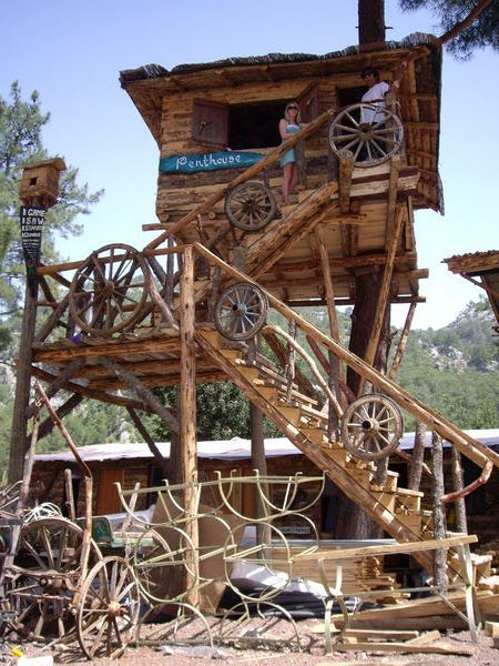 A tree house in Olympos