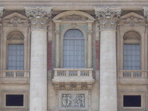 Where the pope makes his speeches