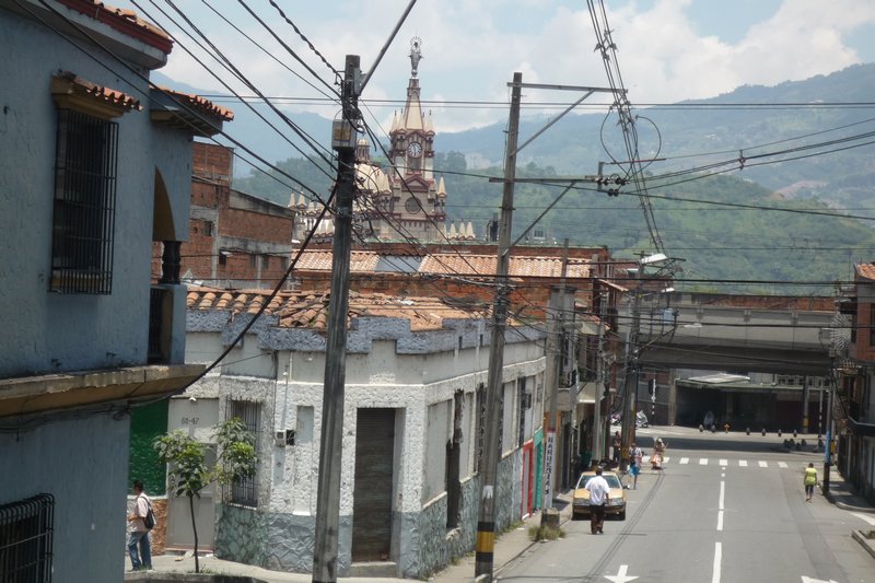 Medellin: Street View near hotel