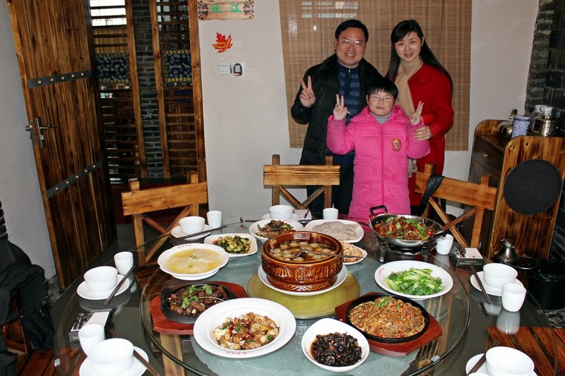 Lunch, Jishou, Hunan