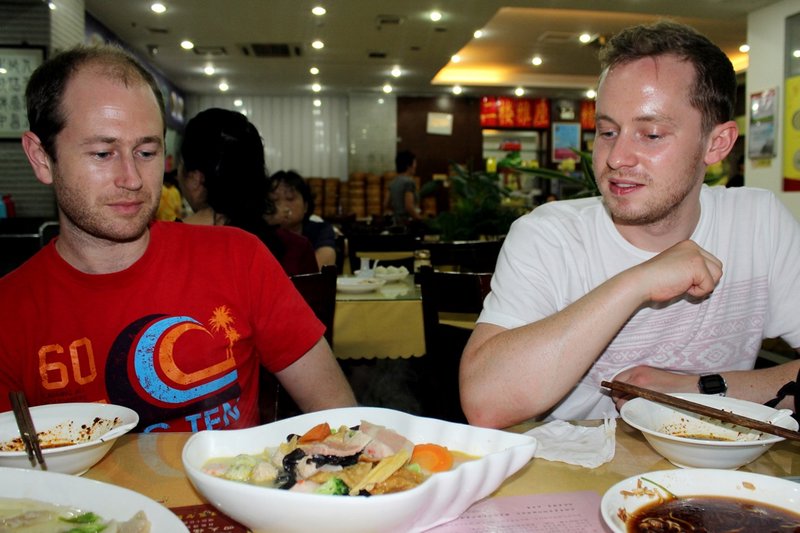 Steve and Alex, Daming Si Restaurant