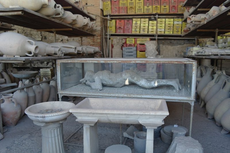 Pompeii - bodies