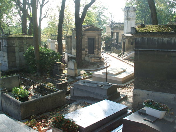 Pere-Lachaise Cemetery