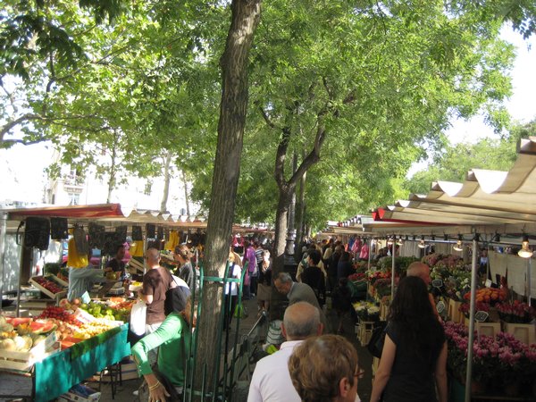 Sunday market in Bastille