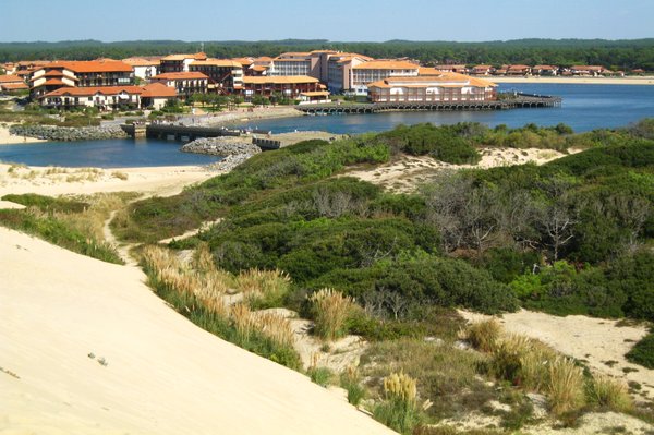Da duna, vista da cidade