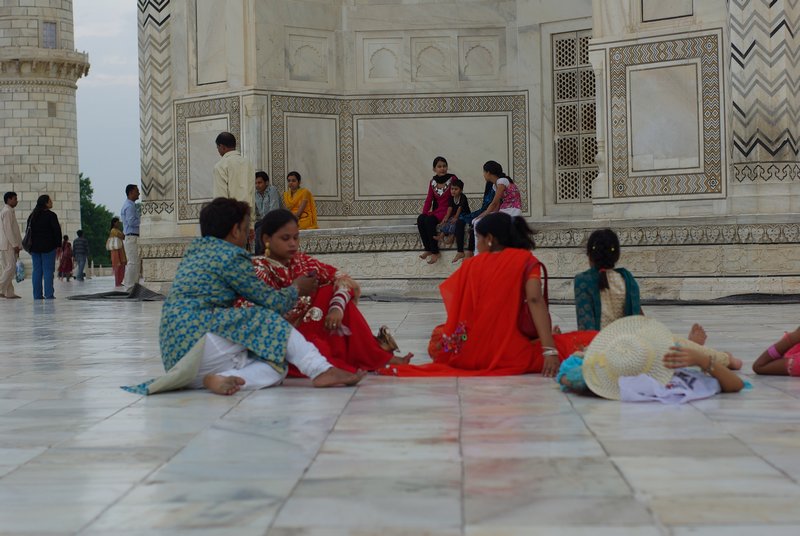 Relaxing at the Taj Mahal