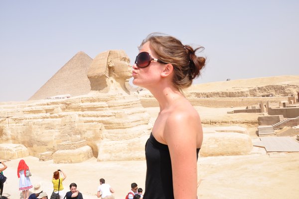 Nikki kissing the Sphinx