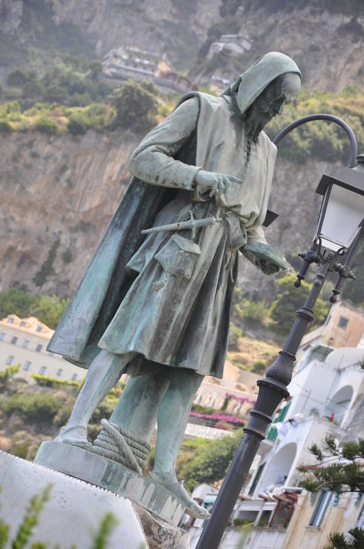 A statue near the sea front