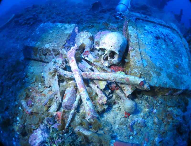 Bones laid to rest on the Aikoku Maru