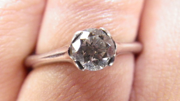 My engagement ring !!!!!!!!!!!!!!!!!!!!