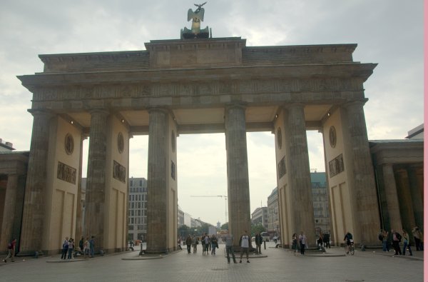 Brandenburger Tor: Symbol of a City