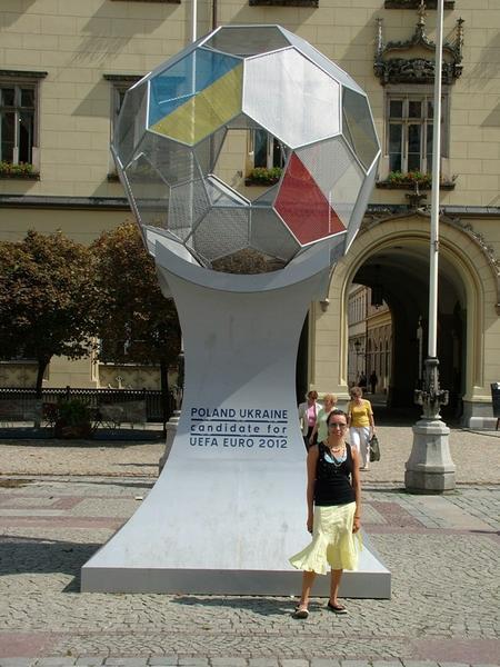 Soccer unites Poland and Ukraine?