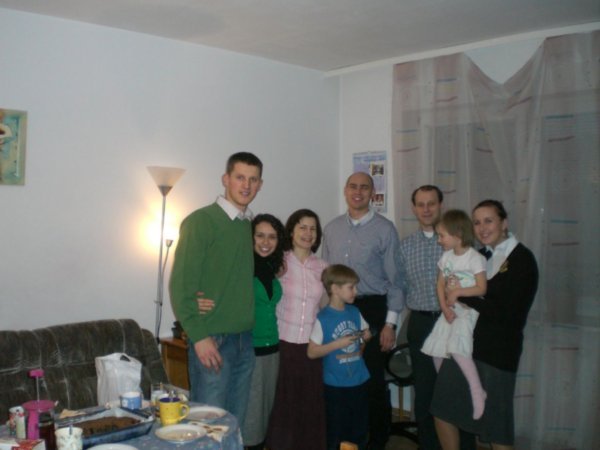 Group picture: Maciej, Paula, Nina, Woytek, Slava, Natalia, Ksenia, and the little boy :P