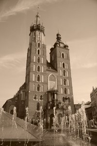 Mariacki and new addition to the Main Square