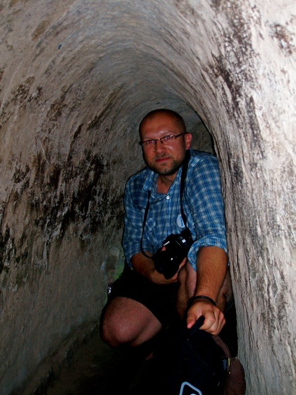 Tomek in the tunnel