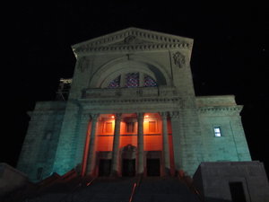 St Joseph's Oratory at night