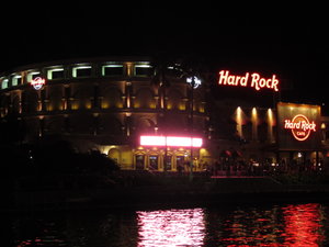 Biggest Hard Rock Cafe in the World