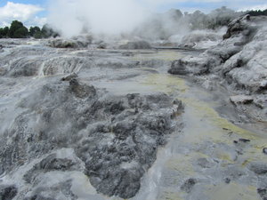 The sulphur smells coming from the geysers were not dissimilar to the sorts of smells one produces after a good curry the previous night!