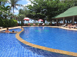 Lovely Lanta Resort
