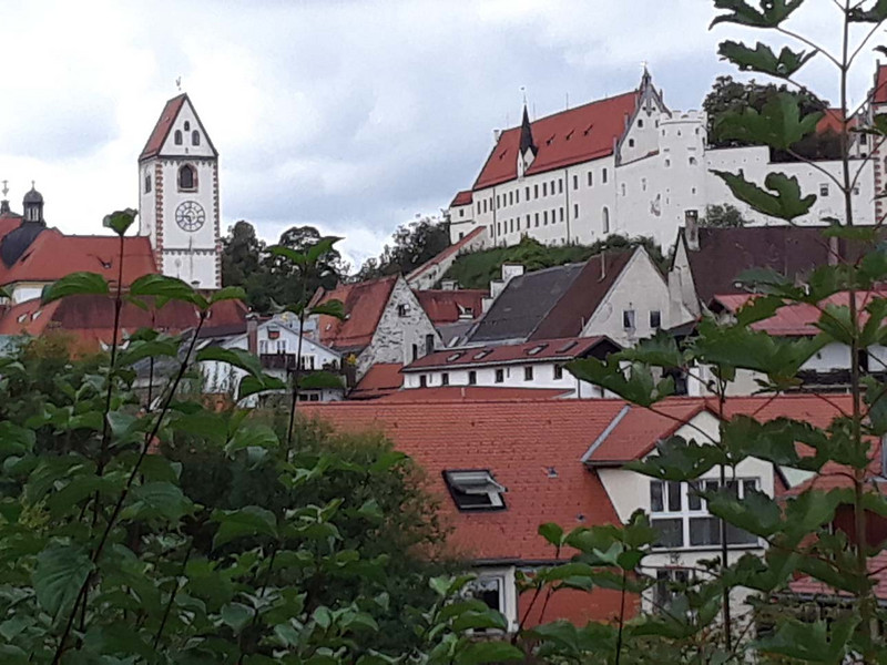 St. Mang church and Hohes Schloss
