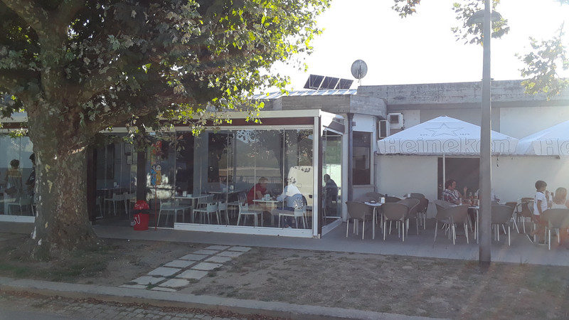 The café next to the Albergue 