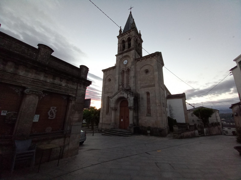 Iglesia de Santa María de Sarria