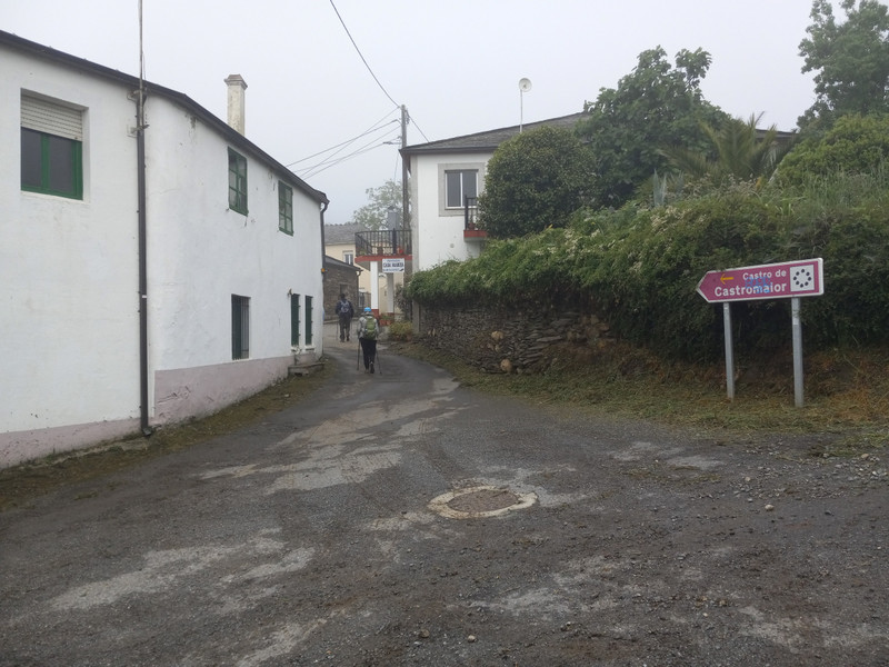 Entering Castromaior, the fog lifted