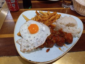 My Meatballs with rice, fries and eggs