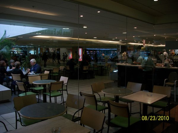 Aeropuerto 4D Cafeteria
