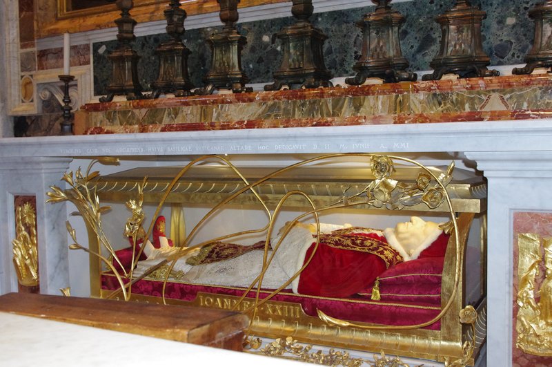 Papal Coffin? | Photo