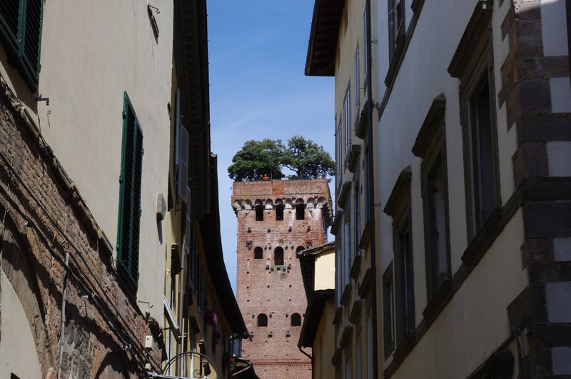 Torre Giungi From the Street