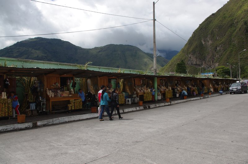 The vendors across from the hostal