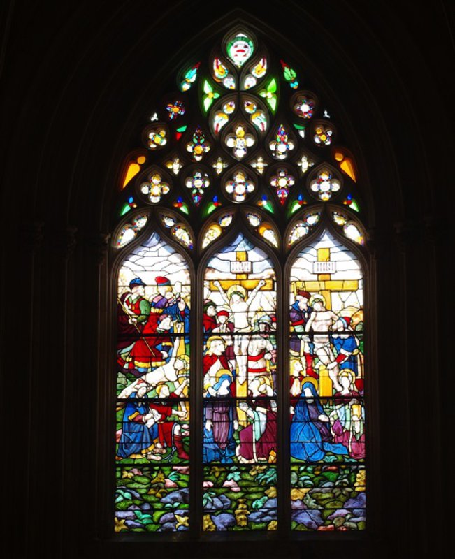 ANOTHER BEAUTIFUL STAINED GLASS WINDOW