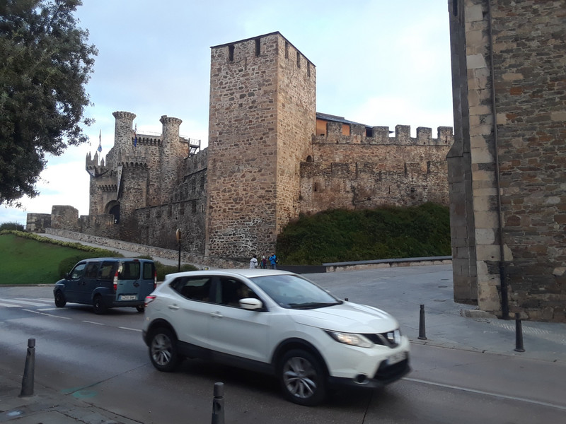 The cool castle in Ponferrada 