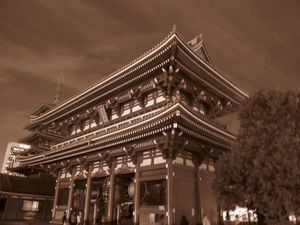 Senso - Ji Temple at dusk
