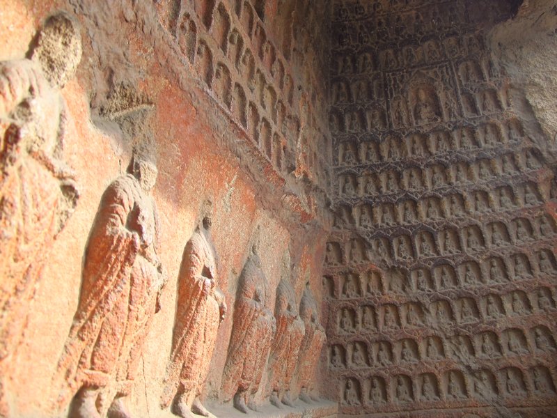 Thousand Buddha cave