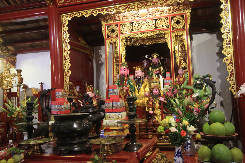 Hoan Kiem Lake Temple