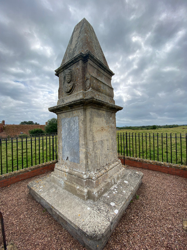 Monument to King Alfred