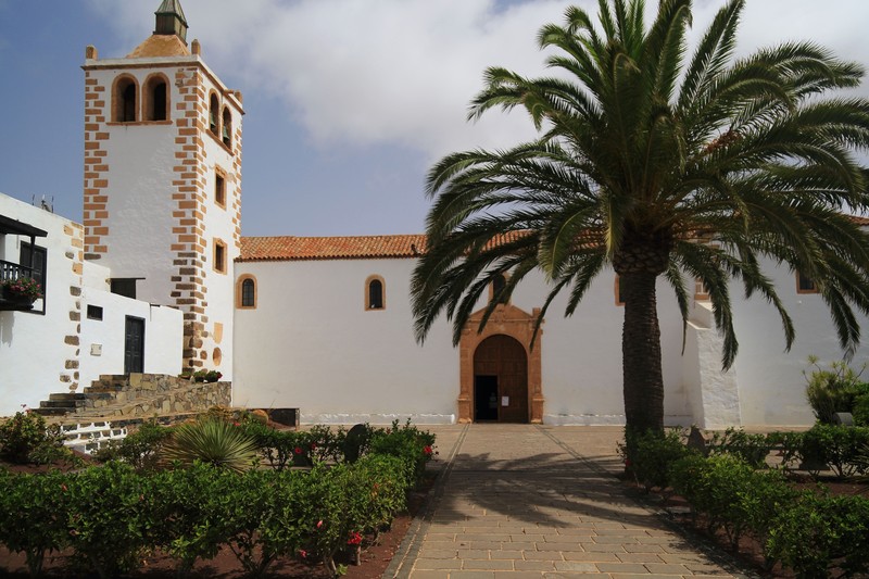 The Iglesia de Santa Maria