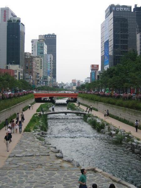 An ecological renovation to the Cheonggyecheon stream through central Seoul