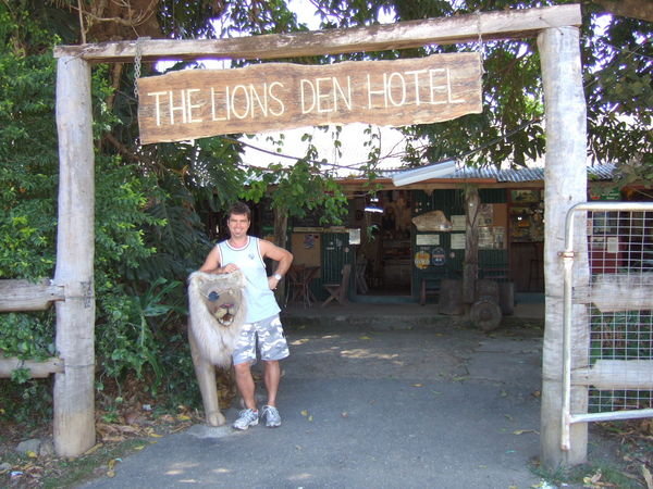 Outside the Lions Den Hotel