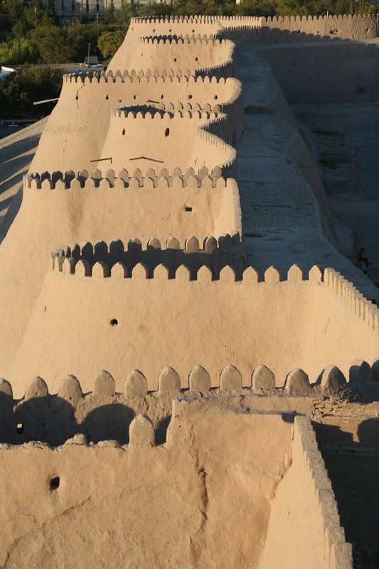Die Stadtmauer Chiwas
